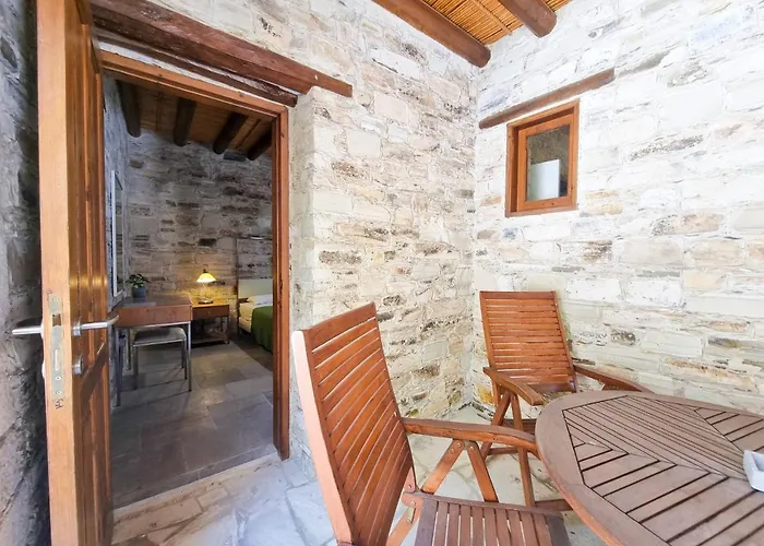 Skarinou\'S Landhouse Poolside Heaven Apartment